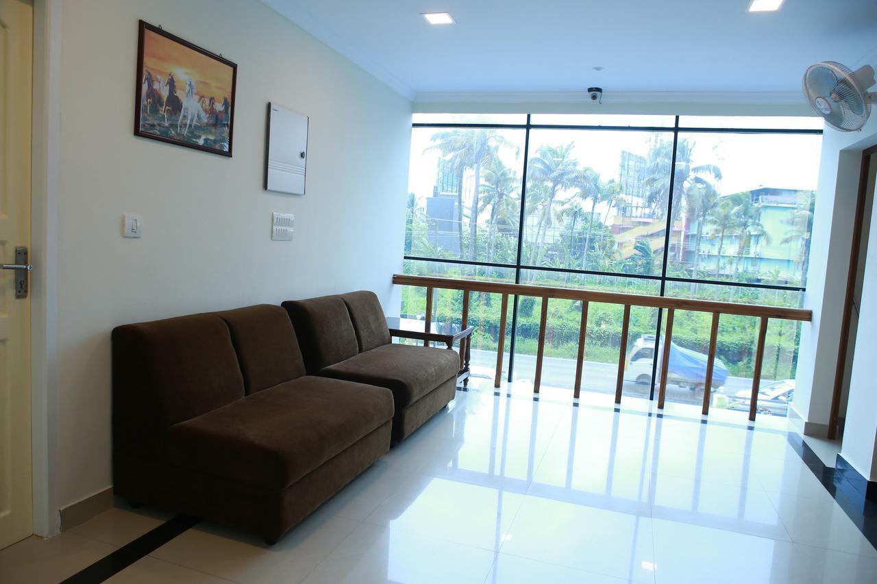 Hotel Anna Residency Nedumbassery Exterior foto