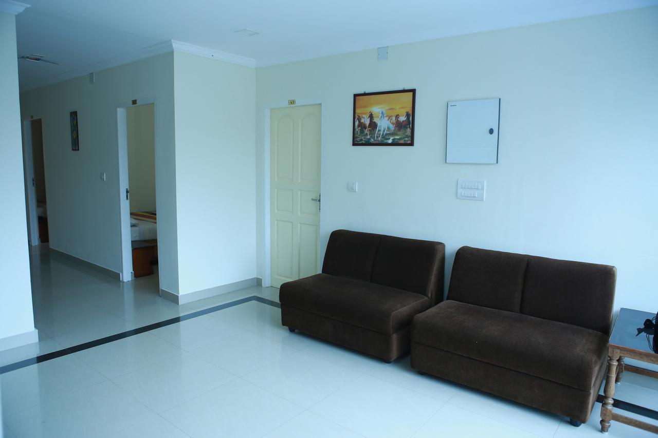 Hotel Anna Residency Nedumbassery Exterior foto