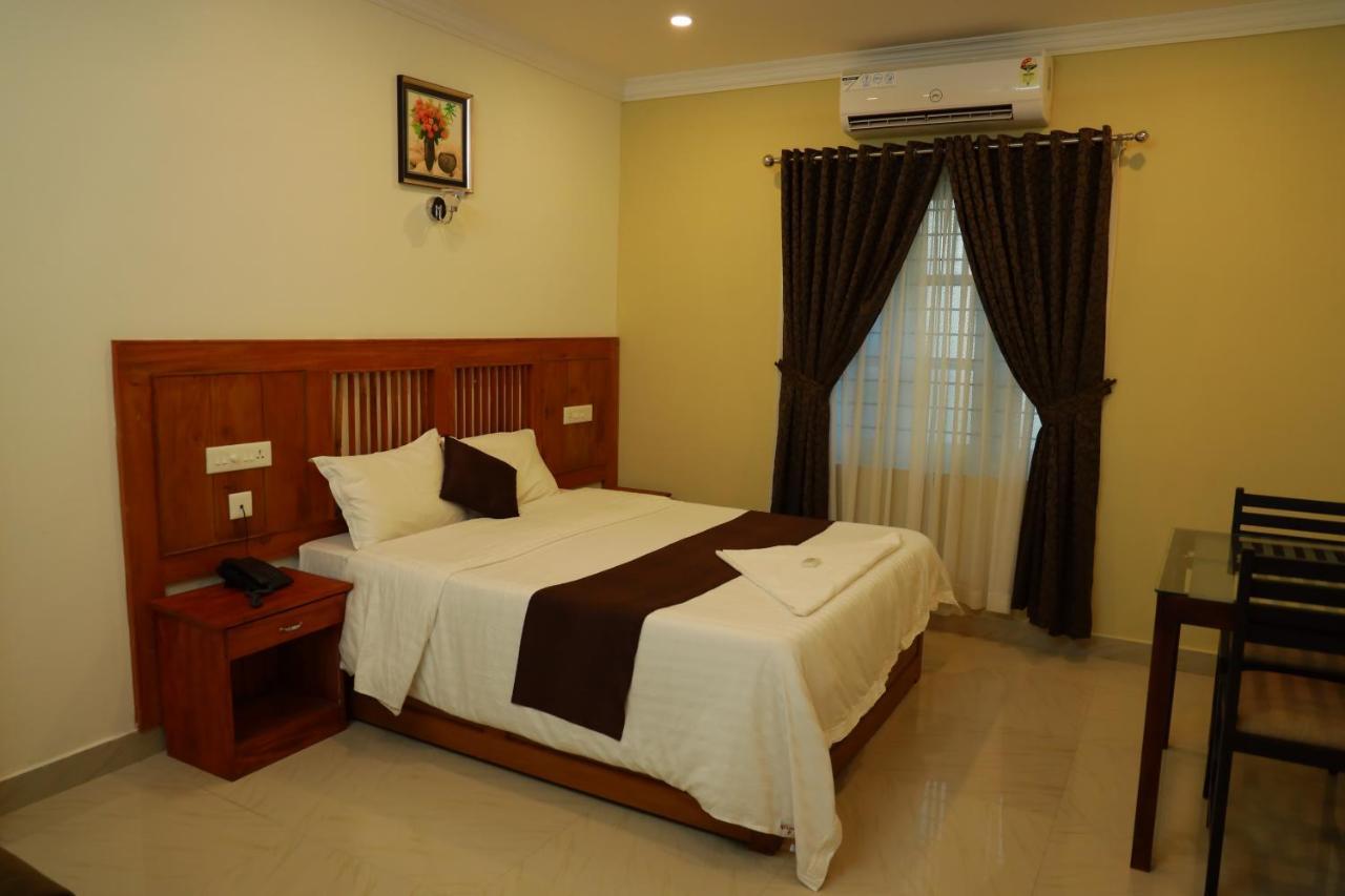 Hotel Anna Residency Nedumbassery Exterior foto