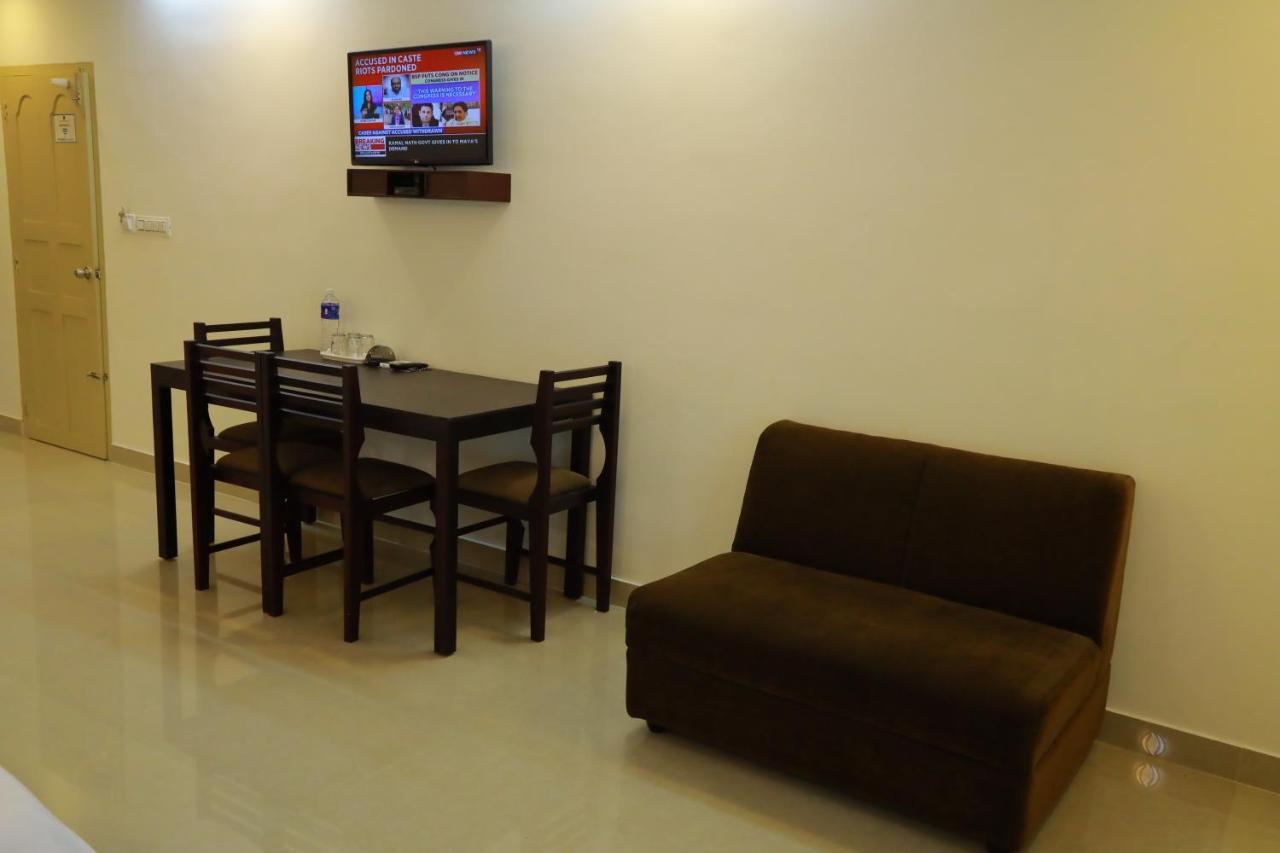 Hotel Anna Residency Nedumbassery Exterior foto