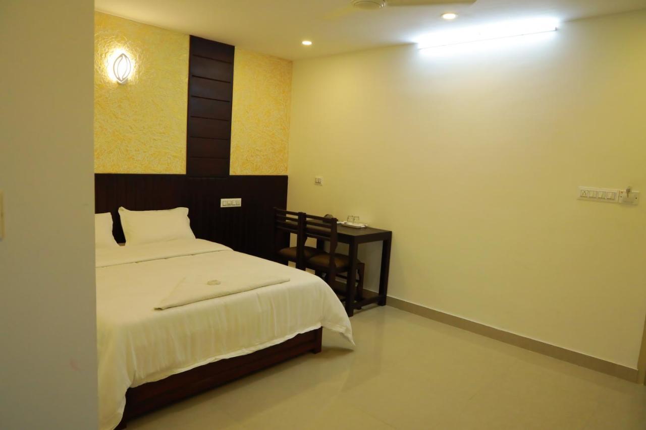 Hotel Anna Residency Nedumbassery Exterior foto