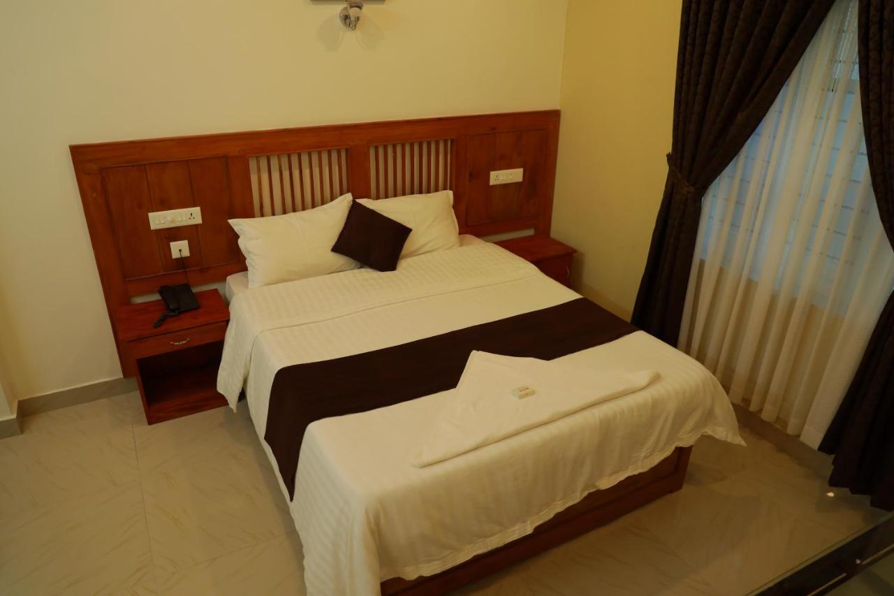 Hotel Anna Residency Nedumbassery Exterior foto