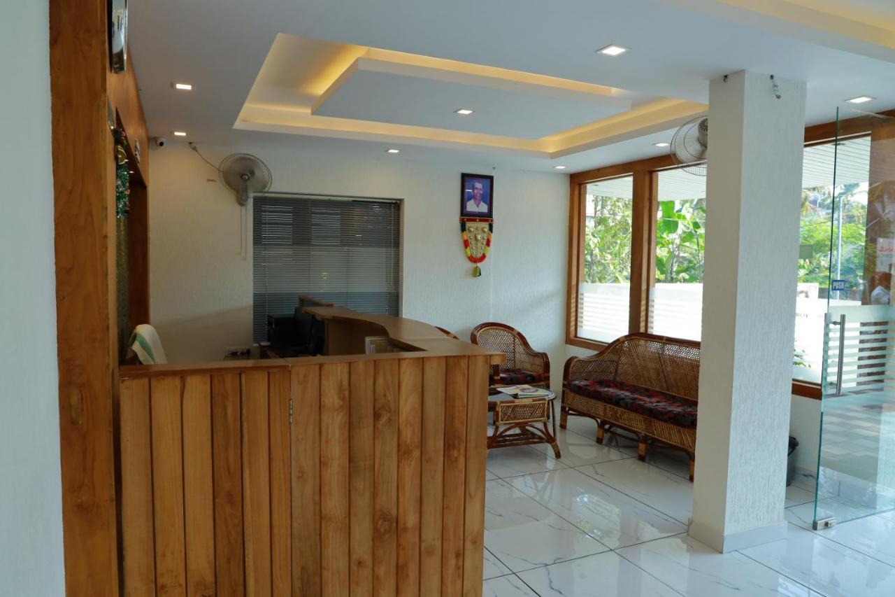 Hotel Anna Residency Nedumbassery Exterior foto