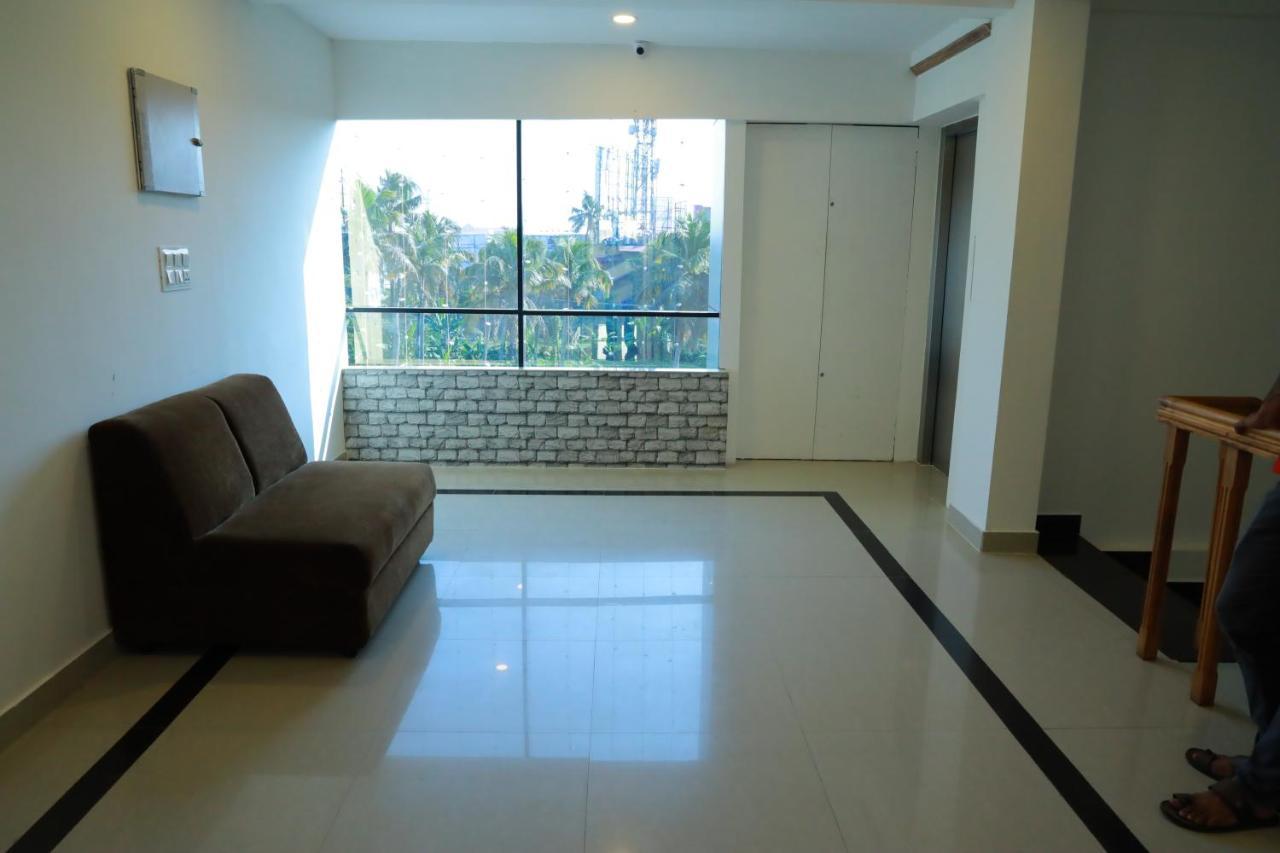Hotel Anna Residency Nedumbassery Exterior foto