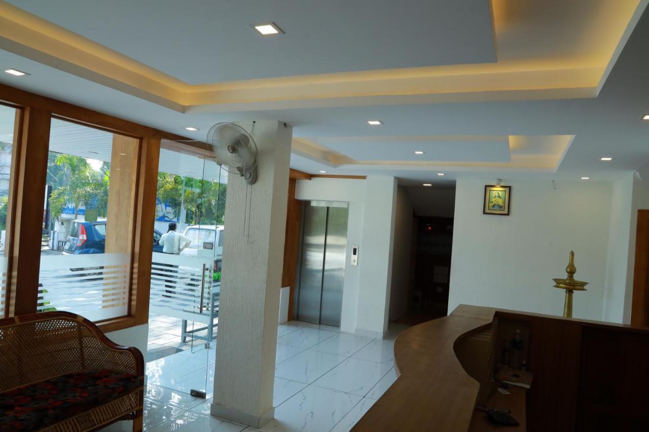 Hotel Anna Residency Nedumbassery Exterior foto