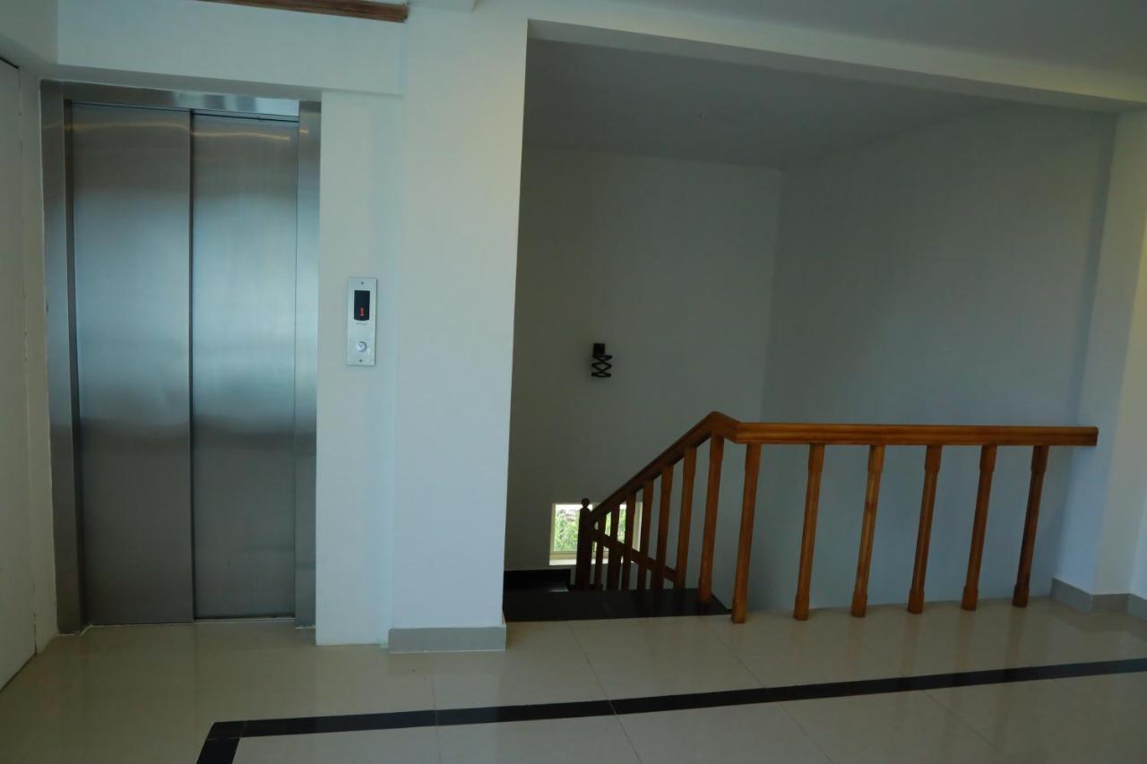 Hotel Anna Residency Nedumbassery Exterior foto